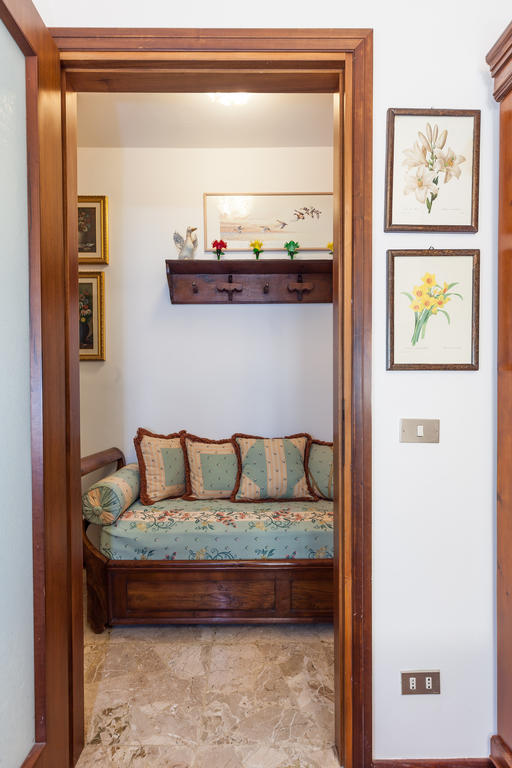 B&B Agli Scaligeri เวโรนา ภายนอก รูปภาพ