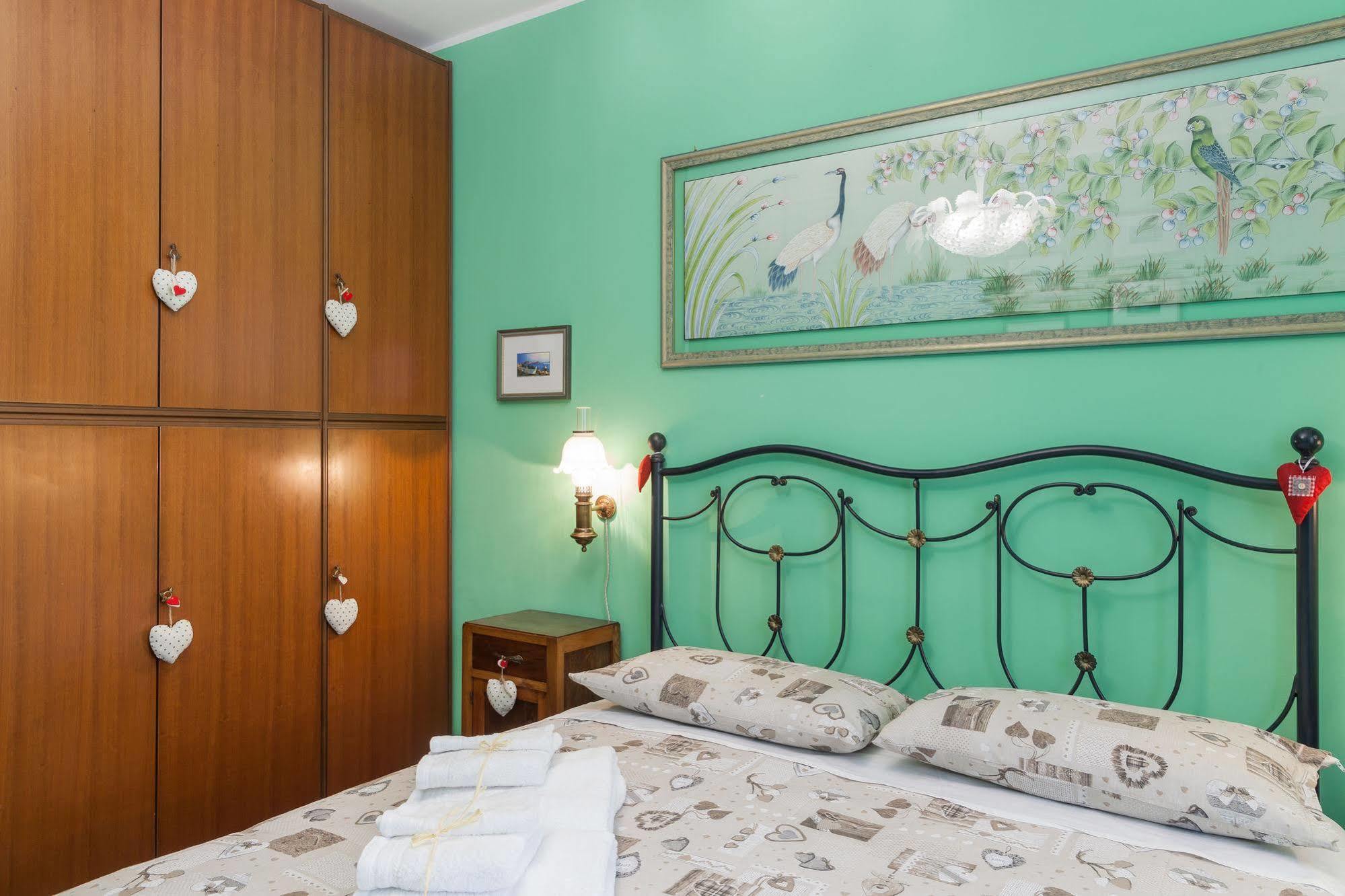 B&B Agli Scaligeri เวโรนา ภายนอก รูปภาพ