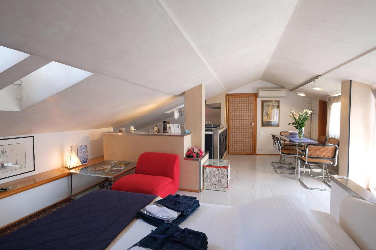 B&B Agli Scaligeri เวโรนา ภายนอก รูปภาพ