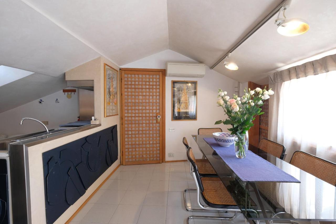 B&B Agli Scaligeri เวโรนา ภายนอก รูปภาพ